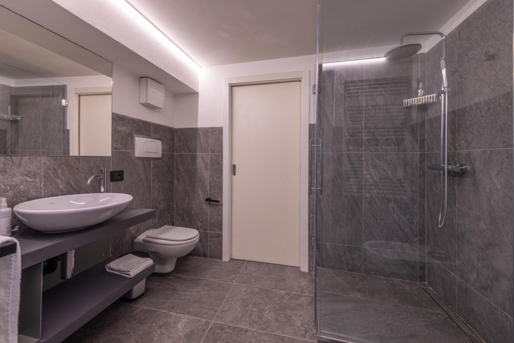 La Barchessa Loft & Rooms - Free Parking Trento Kültér fotó