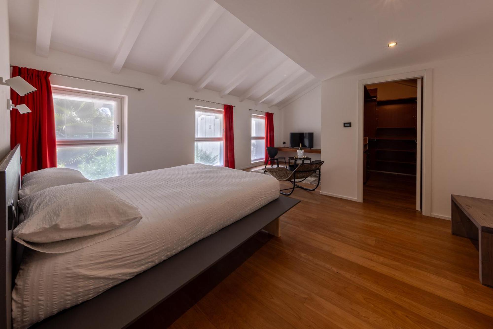 La Barchessa Loft & Rooms - Free Parking Trento Kültér fotó